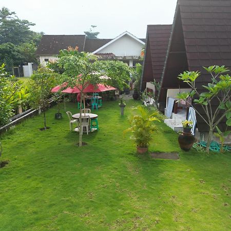 D' Carasti Bungalow Masbagik ภายนอก รูปภาพ