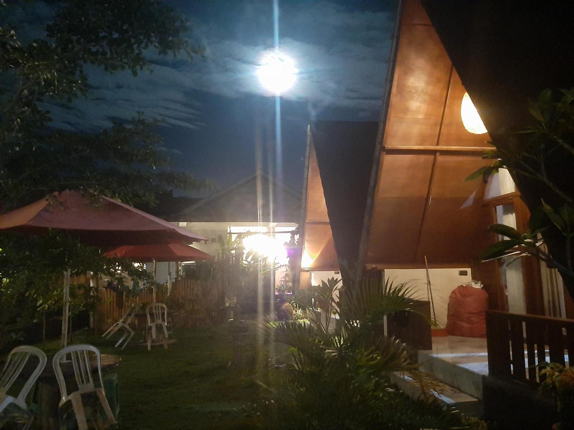 D' Carasti Bungalow Masbagik ภายนอก รูปภาพ
